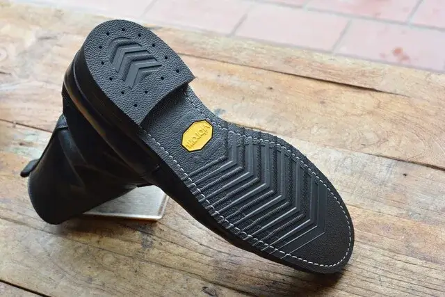 Vibram700オールソール